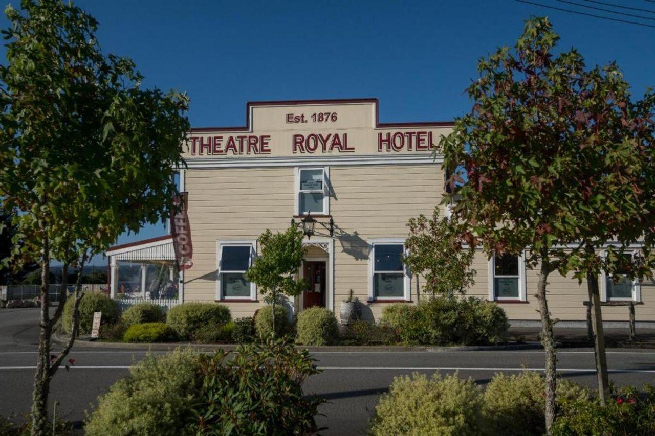 Theatre Royal Hotel Kumara Exterior photo