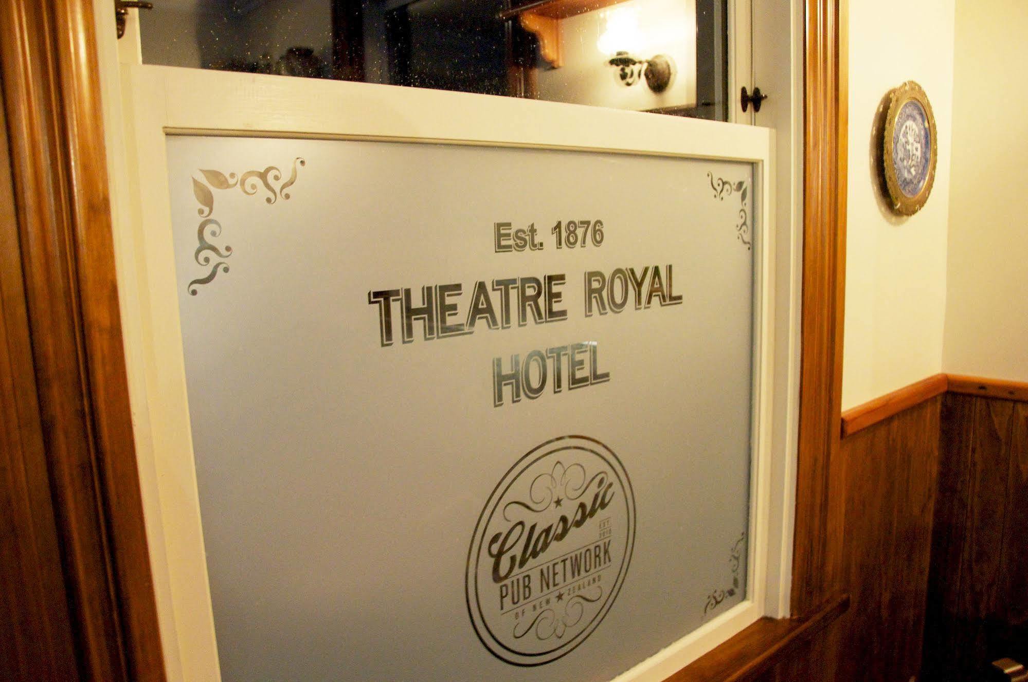 Theatre Royal Hotel Kumara Exterior photo